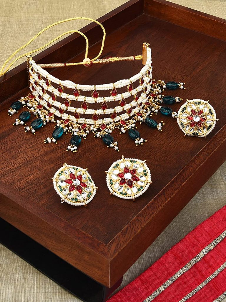 कुंदन जूलरी