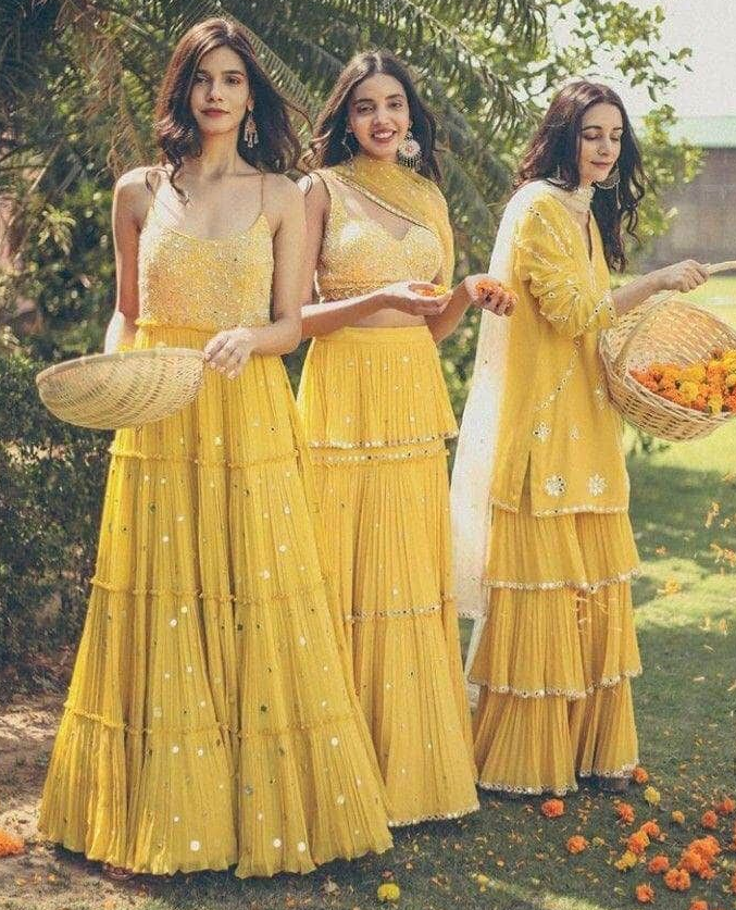 रफ्ल लहंगा फॉर हल्दी आउटफिट