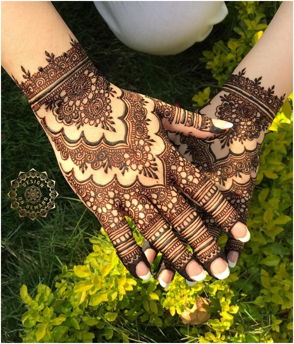 ए अक्षर से बनाएं Back Hand मेहंदी डिजाइन 