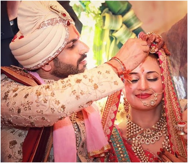 पंजाबी शादी में मांग भराई की रस्म