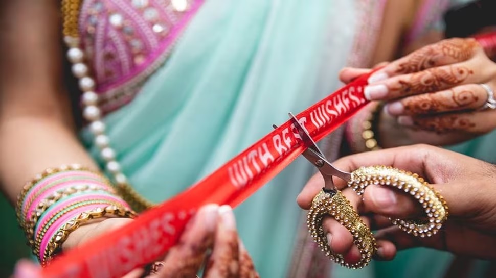 रिबन कटाई की रस्म