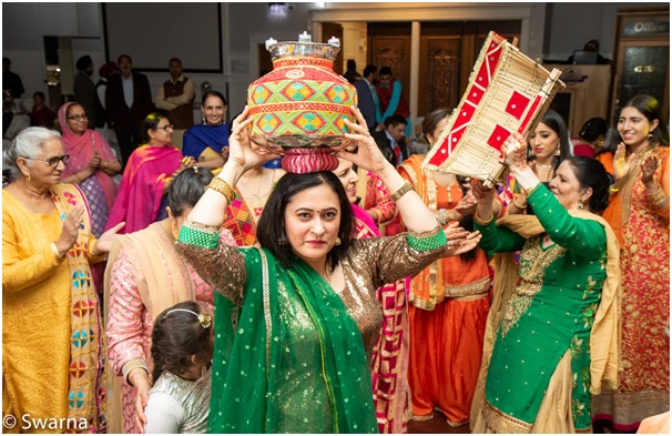 पंजाबी शादी में जागो की रस्म