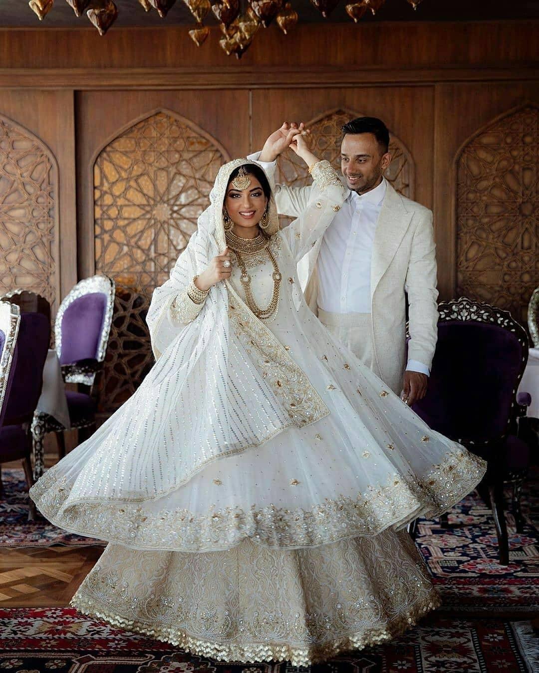 Matching couple dress