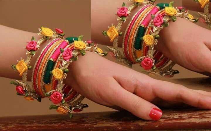 Bangles Designs for Karwa Chauth