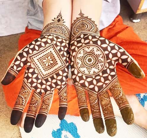 Geometric Pattern Mehndi Design