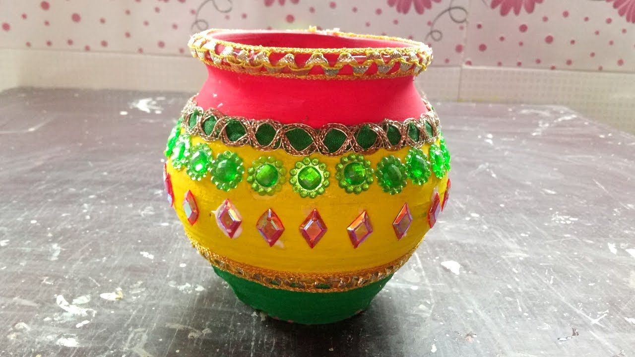 Karwa Decoration with Lace and Ribbon