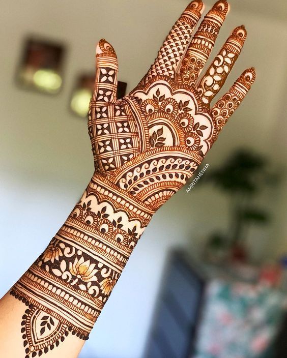 Rajasthani Mehndi Designs For Navratri
