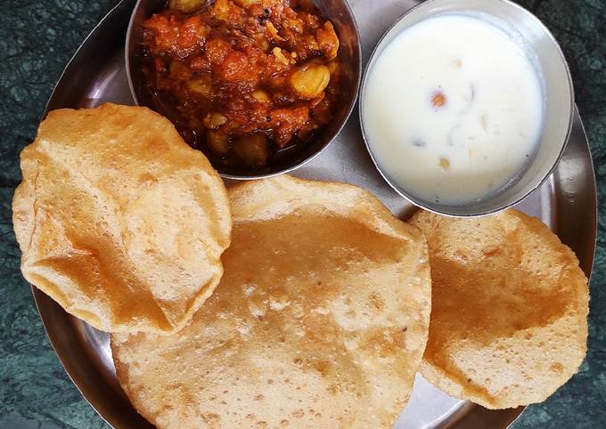 kheer-poori-aur-chole