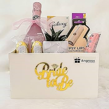 गिफ्ट हैंपर्स वेडिंग गिफ्ट फॉर ब्राइड