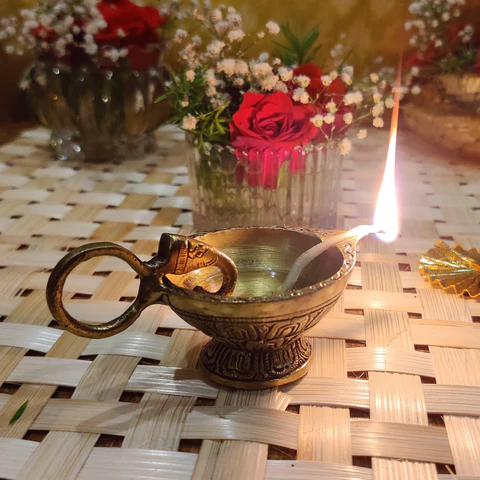 Flower Decoration On Table In Diwali
