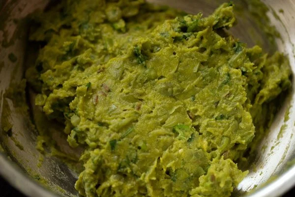 Matar Paratha Recipe