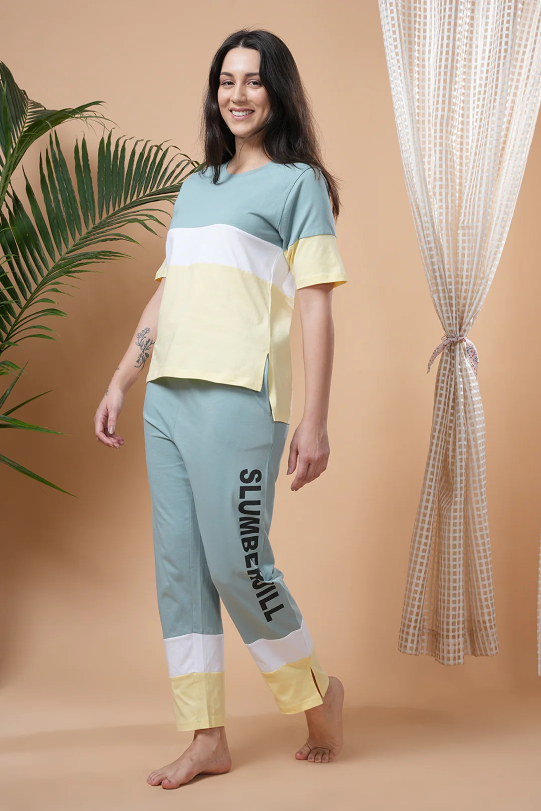 Color-blocked Cord Set