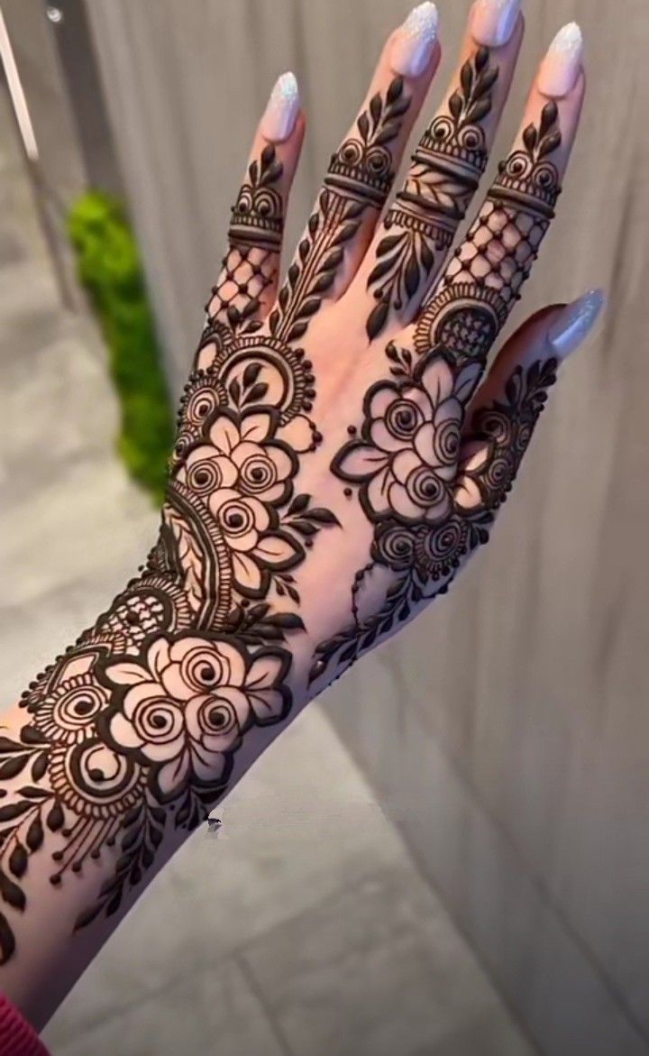 Floral Mehndi Design