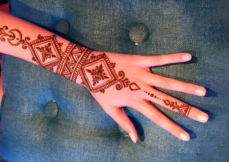 Geometric Mehndi Design