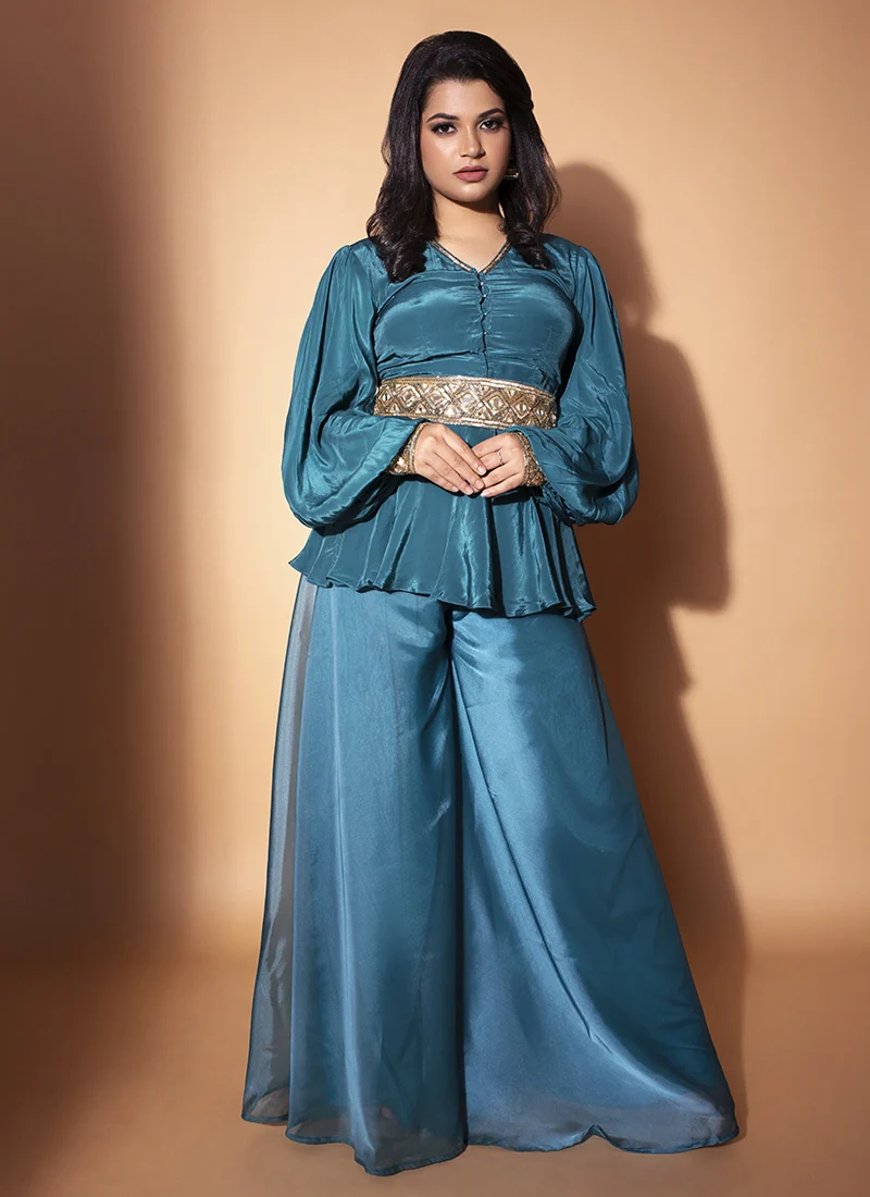 पेप्लम टॉप और पलाज़ो सेट