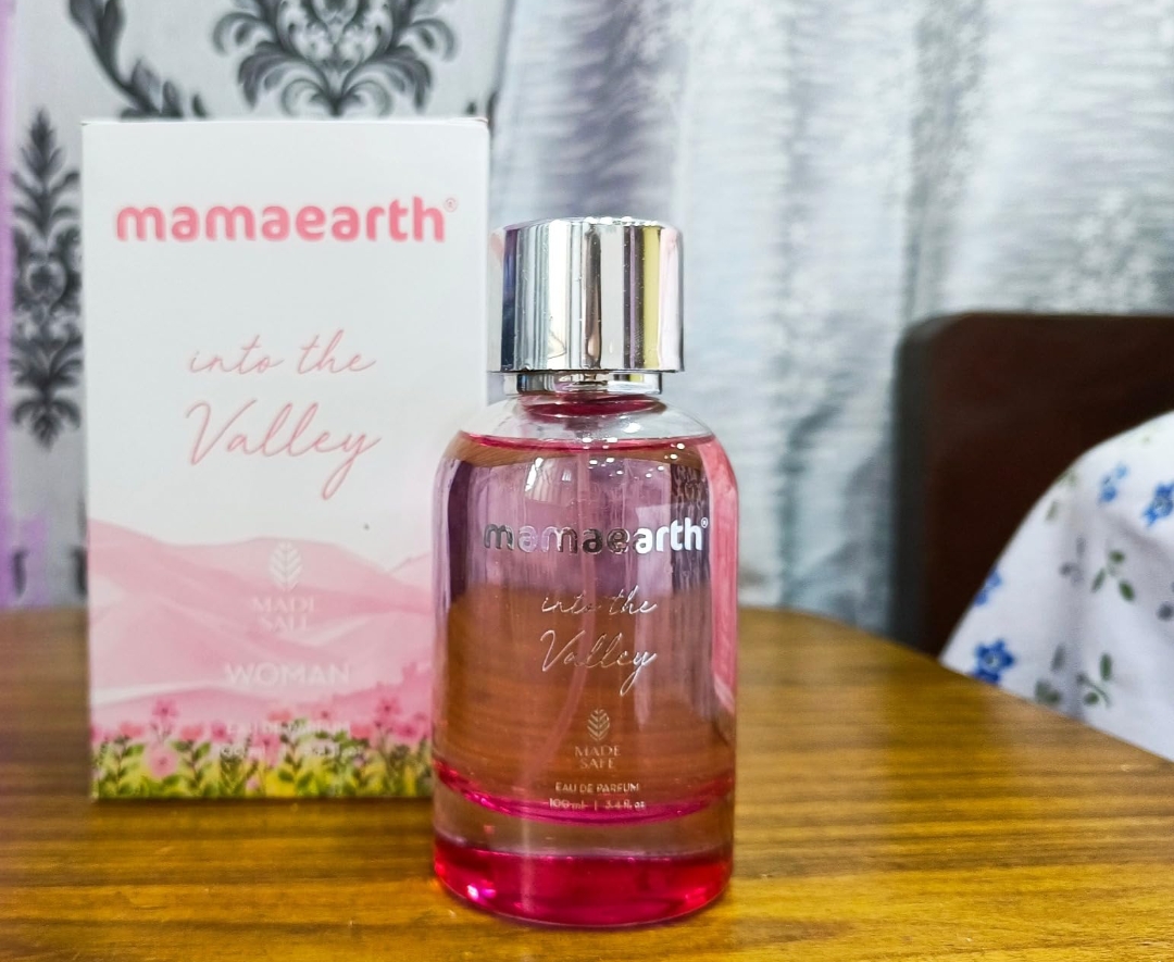 Mamaearth Into The Valley Perfume Review in Hindi.