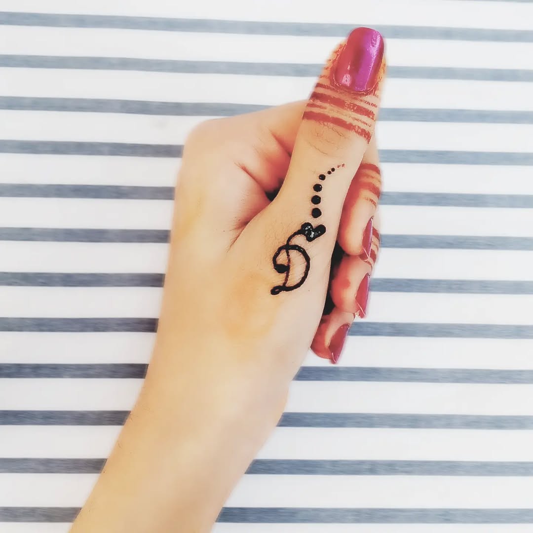Moroccan D Mehndi Design