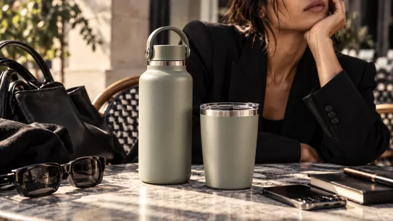 What Beauty and Lifestyle Retailers Should Look for in Drinkware