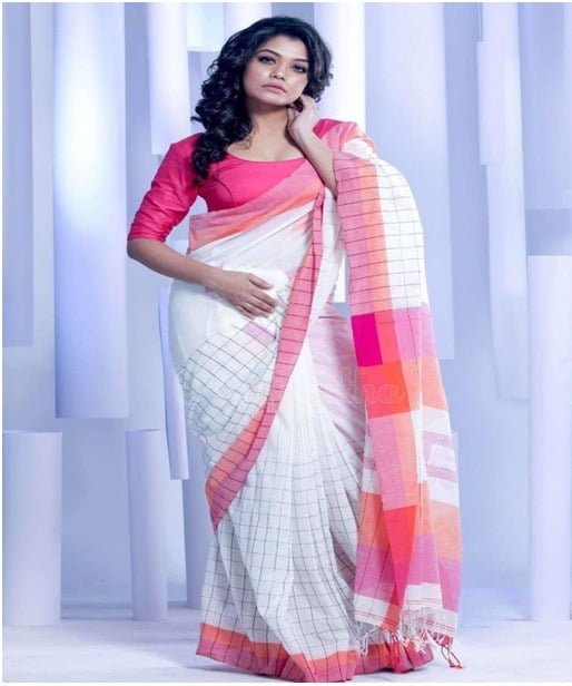5 Best & Comfortable Sarees For Summer