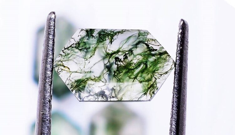 Geometry in Ring Design combined with the Moss Agate Elegance