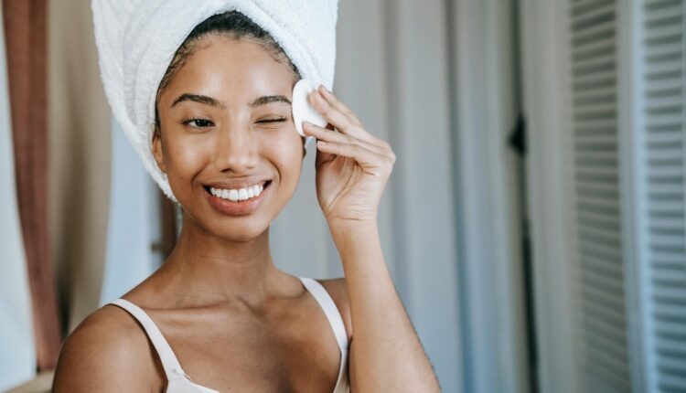 Expert Tips for Choosing Cosmetology Service for Proper Skin Care