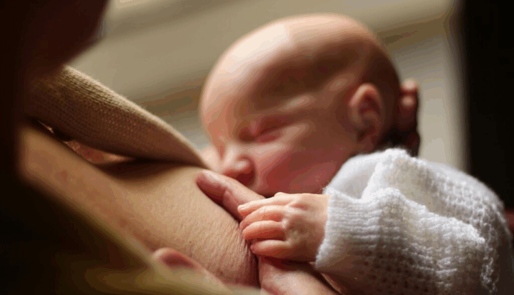 Comfortable Ways to Breastfeed